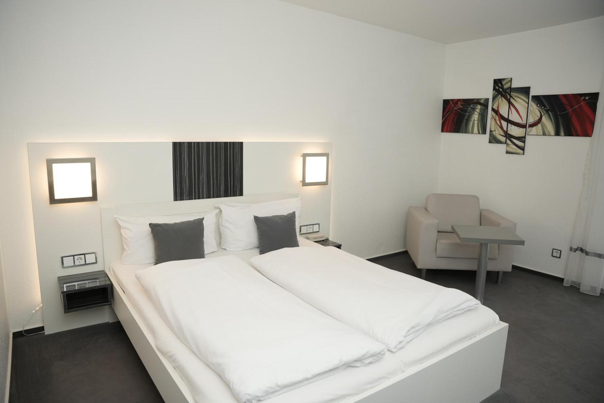 Weber Hotel MHG Esterno foto