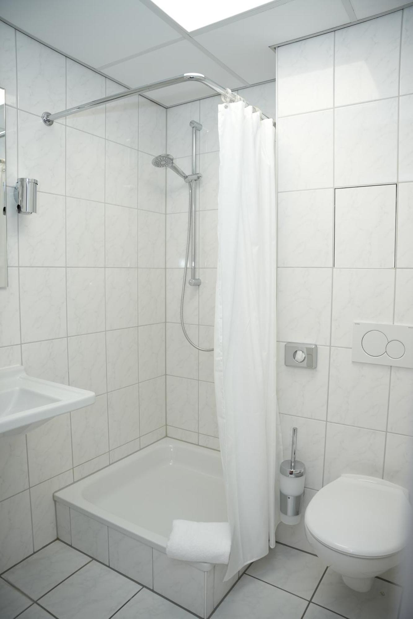 Weber Hotel MHG Esterno foto