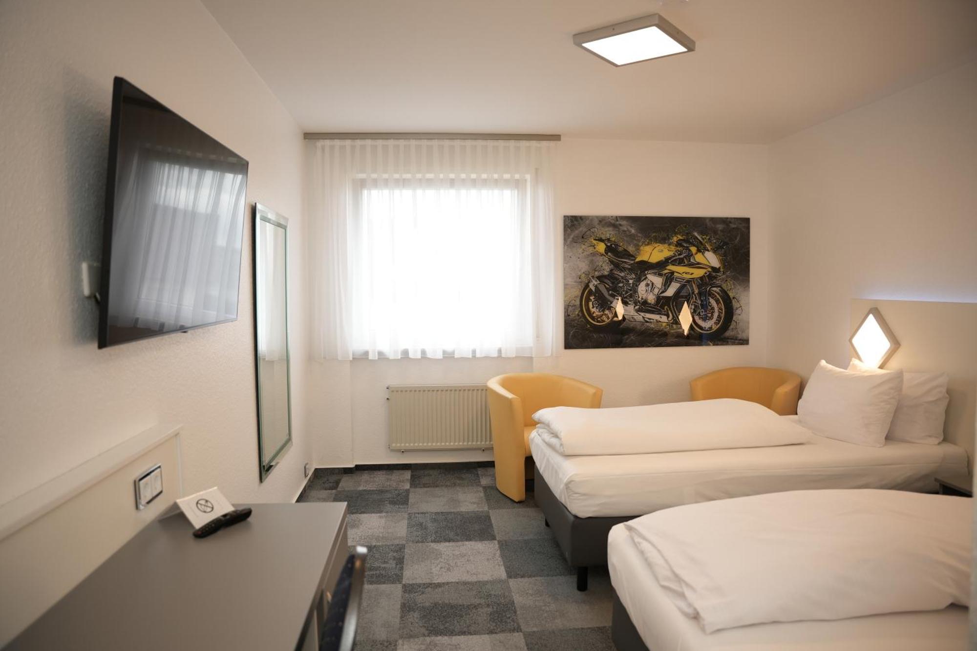 Weber Hotel MHG Esterno foto