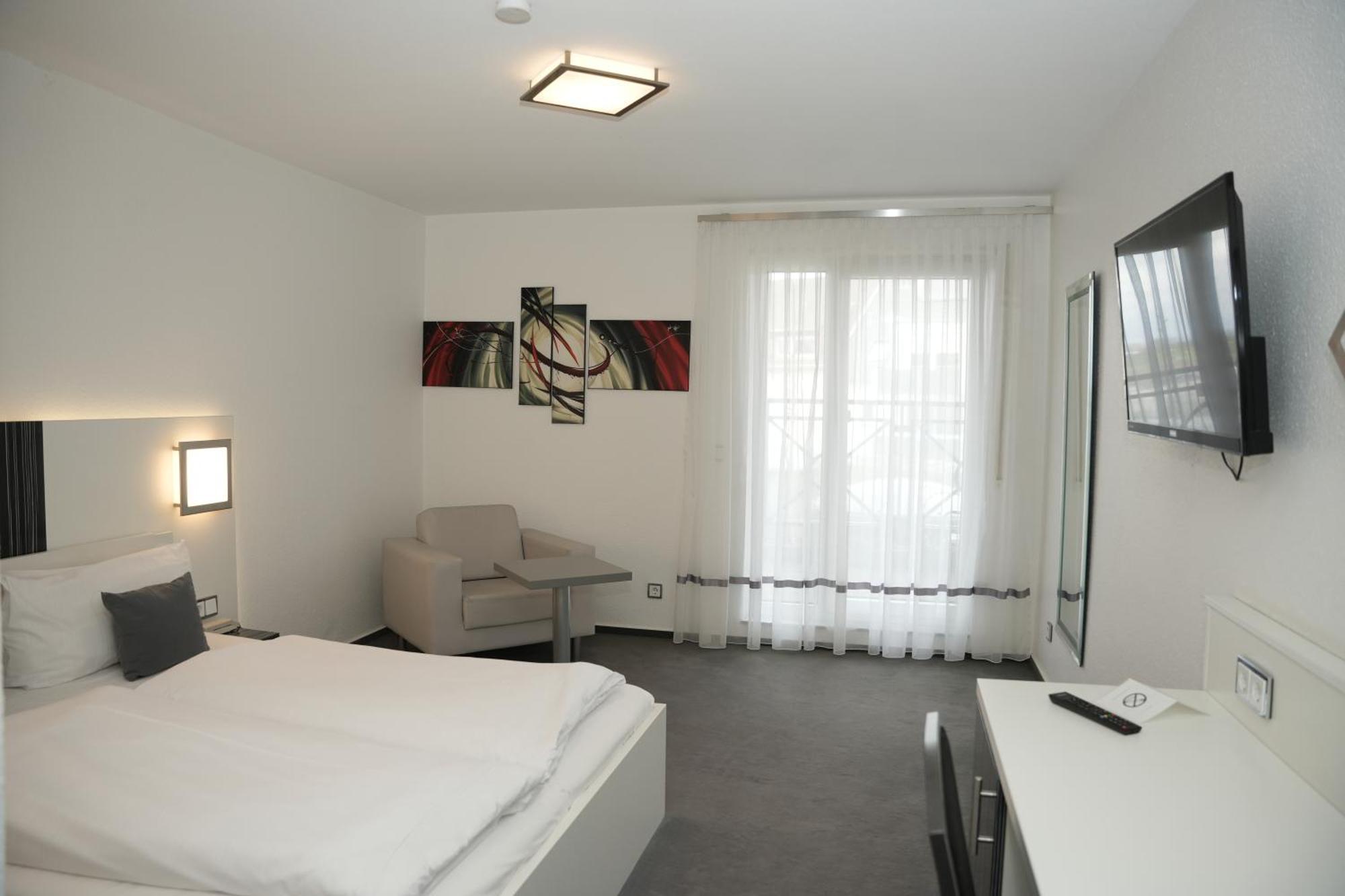 Weber Hotel MHG Esterno foto